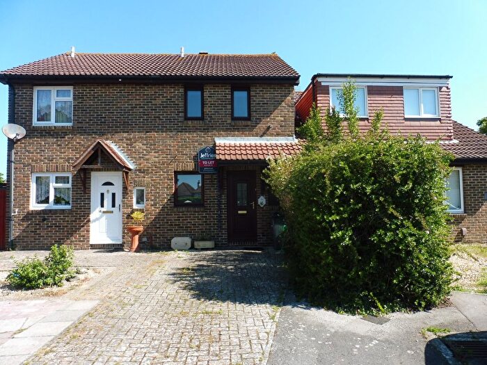 2 Bedroom Terraced House To Rent In Woodward Close, Gosport, PO12