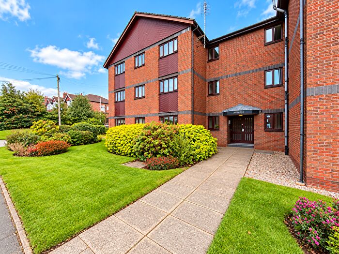 2 Bedroom Flat For Sale In Station Road, Marple, Stockport, SK6
