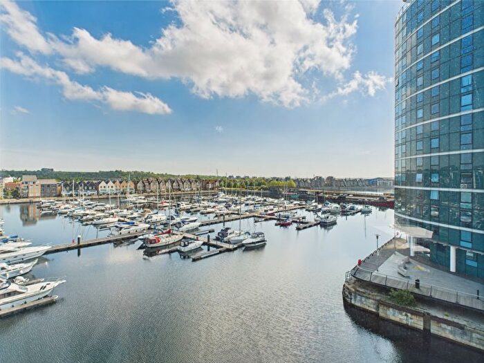 2 Bedroom Flat To Rent In Dock Head Road, Chatham, ME4