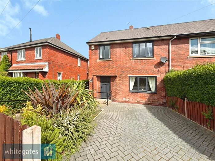 3 Bedroom Semi Detached House For Sale In Riber Avenue, Athersley South, S71