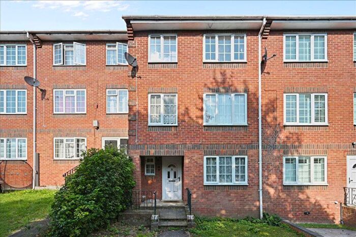 4 Bedroom Terraced House To Rent In Spindlewood Gardens, Croydon, CR0