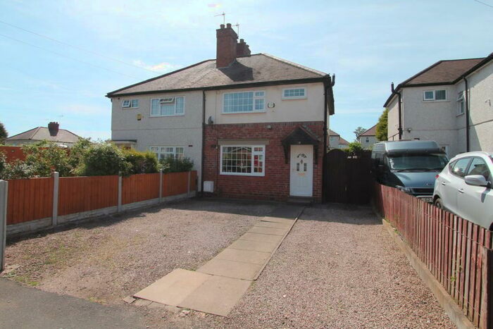 3 Bedroom Semi-Detached House To Rent In Tennyson Street, Brierley Hill, DY5