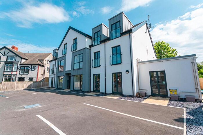 2 Bedroom Apartment For Sale In Valley View, Ronald Road, Waterloo, Liverpool, L22