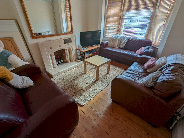 5 Bedroom Terraced House To Rent In Junction Road, Reading, Berkshire, RG1