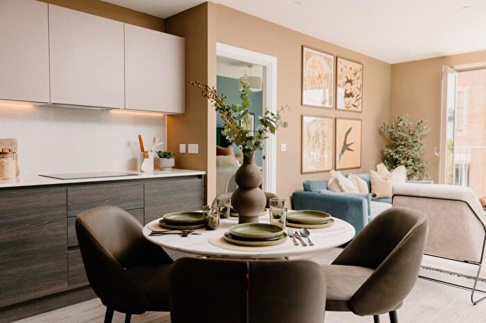 2 Bedroom Apartment To Rent In Drysdale Gait, Edinburgh, EH3