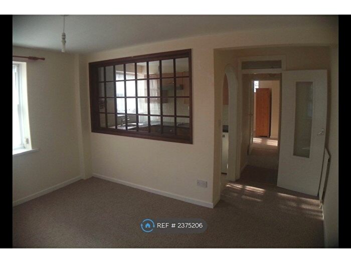 1 Bedroom Flat To Rent In North View Terrace, Bridlington, YO15