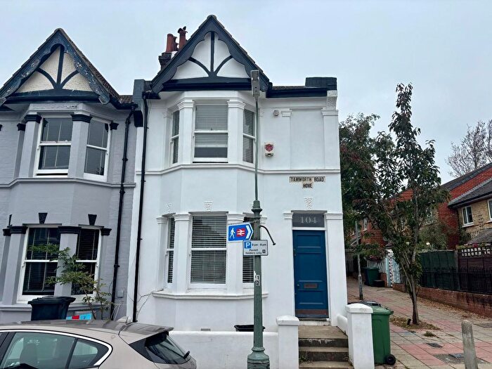 3 Bedroom Property To Rent In Tamworth Road, Hove, BN3