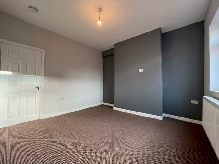 4 Bedroom House To Rent In Tennyson Road, Maltby, Rotherham, S66