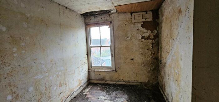 3 Bedroom Terraced House For Sale In Lord Street, Sleaford, Lincolnshire, NG34