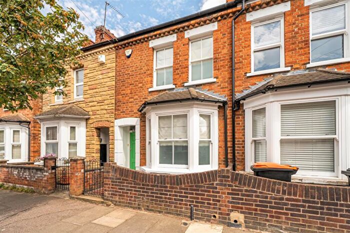 2 Bedroom Terraced House For Sale In York Street, Bedford, MK40