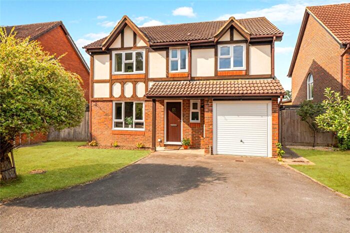5 Bedroom Detached House For Sale In Sanger Drive, Send, Surrey, GU23