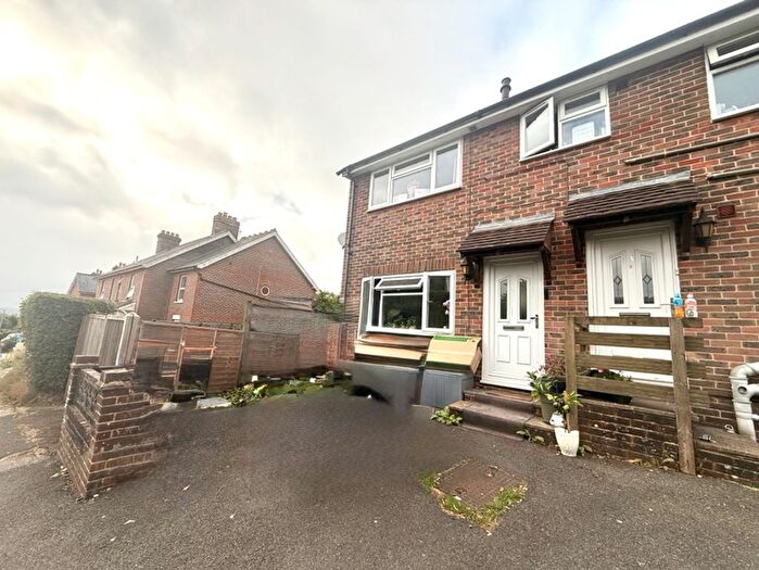 1 Bedroom Flat To Rent In Queens Road, Crowborough, TN6