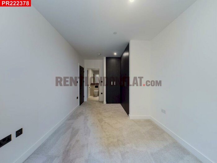 1 Bedroom Flat To Rent In Breathtaking Bed Flat In Birmingham, B4