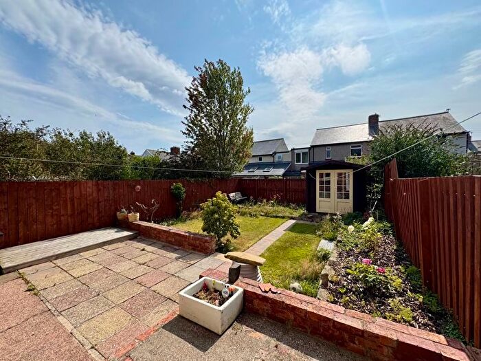 2 Bedroom Semi-Detached House For Sale In Wellington Avenue, South Wellfield, Whitley Bay, NE25
