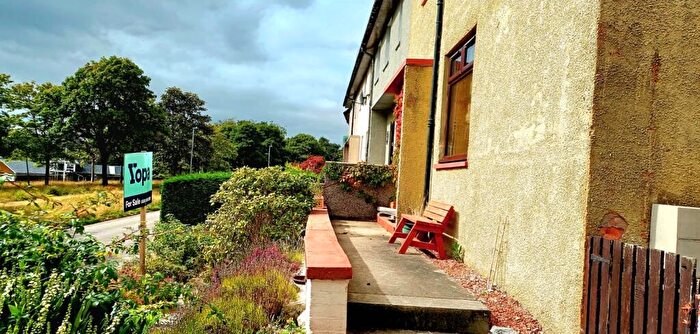 3 Bedroom Terraced House For Sale In Montrose Drive, Aberdeen, AB10