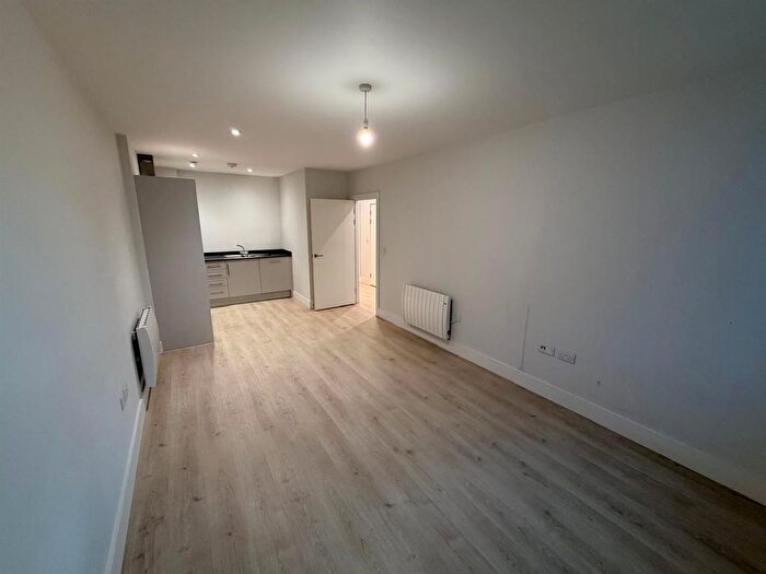 1 Bedroom Property To Rent In Nobel Drive, Harlington, UB3