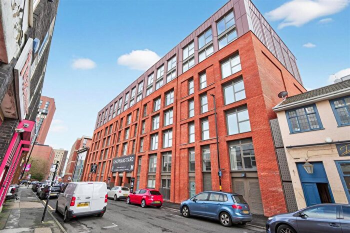 1 Bedroom Apartment To Rent In Chapmans Yard, Upper Gough Street, Birmingham, B1