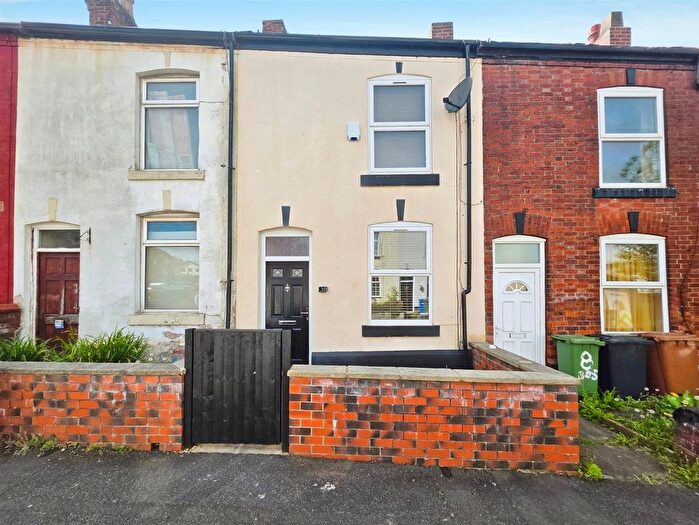 2 Bedroom Terraced House To Rent In Boston Street, Hyde, SK14
