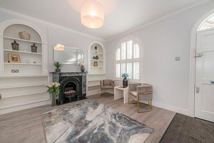 4 Bedroom End Of Terrace House To Rent In Ordnance Hill, St John's Wood, London, NW8