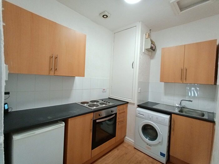 1 Bedroom Flat To Rent In Swinley Road, Wigan, WN1