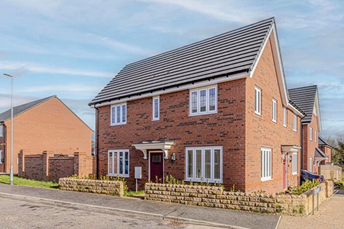 3 Bedroom Semi-Detached House To Rent In Massey Way, Congleton, CW12