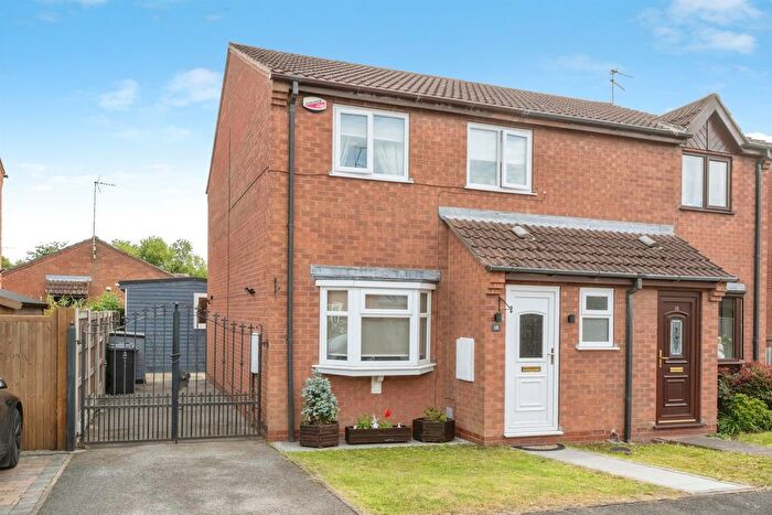 3 Bedroom Semi-Detached House For Sale In St. Georges Road, Thorne, Doncaster, DN8
