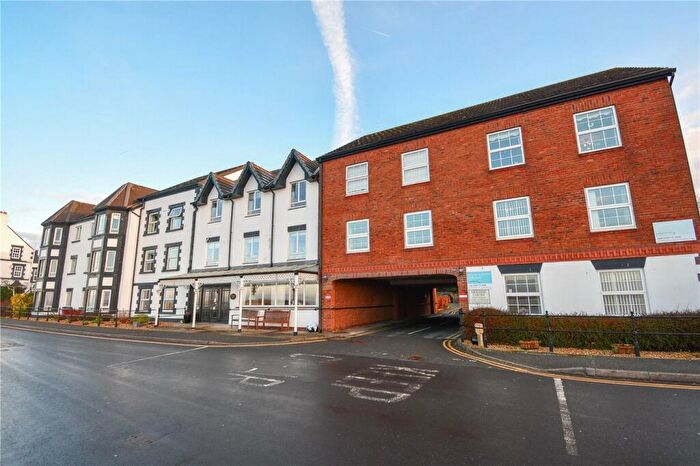 1 Bedroom Flat For Sale In Deeside Court, The Parade, Parkgate, CH64