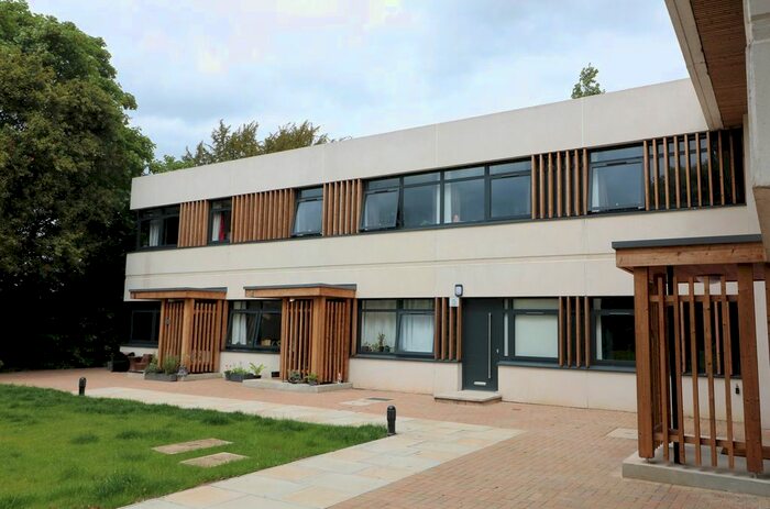 2 Bedroom Flat To Rent In Deepdene Lodge, Deepdene Avenue, Dorking, RH5