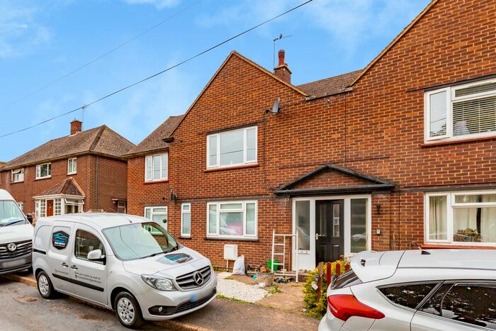 2 Bedroom Maisonette To Rent In Mcalpine Crescent, Maidstone, ME15