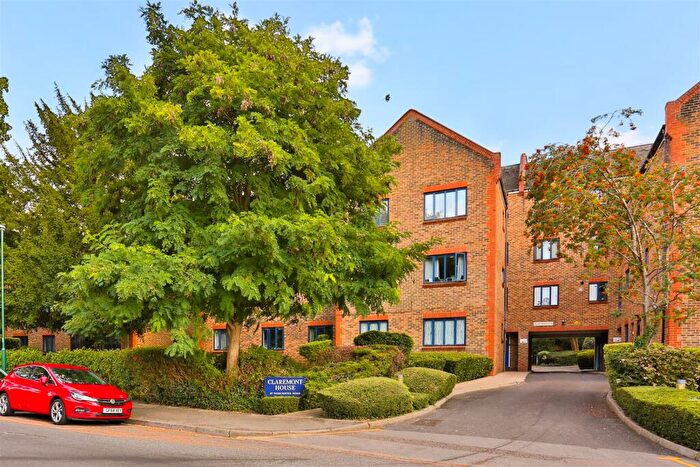 2 Bedroom Flat For Sale In Worcester Road, Sutton, SM2