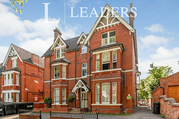 Studio To Rent In De Parys Avenue, Bedford, MK40