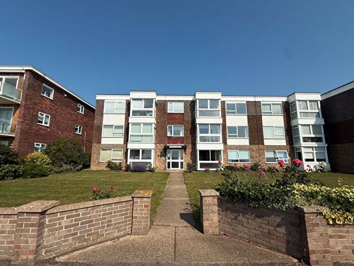 2 Bedroom Flat For Sale In Queens House, Esplanade, Frinton, CO13