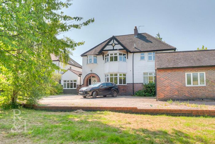 5 Bedroom Detached House For Sale In Willesley Road, Ashby-De-La-Zouch, LE65