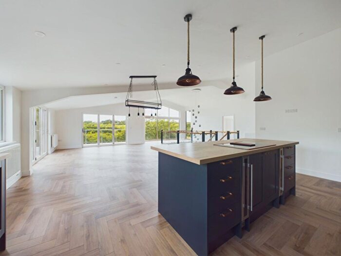 4 Bedroom End Of Terrace House To Rent In Boyton, Launceston, PL15