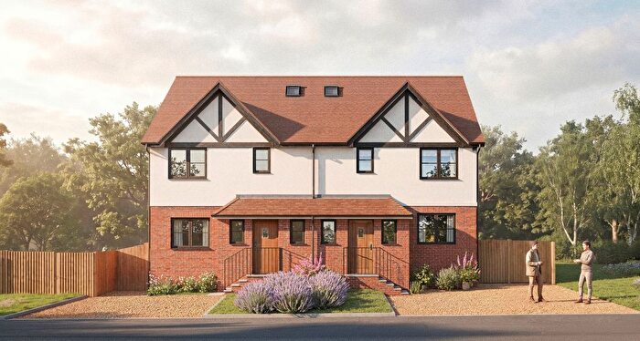 4 Bedroom Semi-Detached House For Sale In Court Meadow Close, Rotherfield, TN6