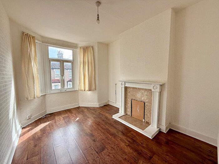 2 Bedroom Flat To Rent In London, E6