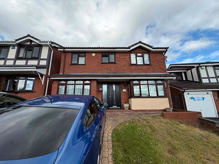 5 Bedroom Detached House To Rent In Stratford Close, Dudley, DY1