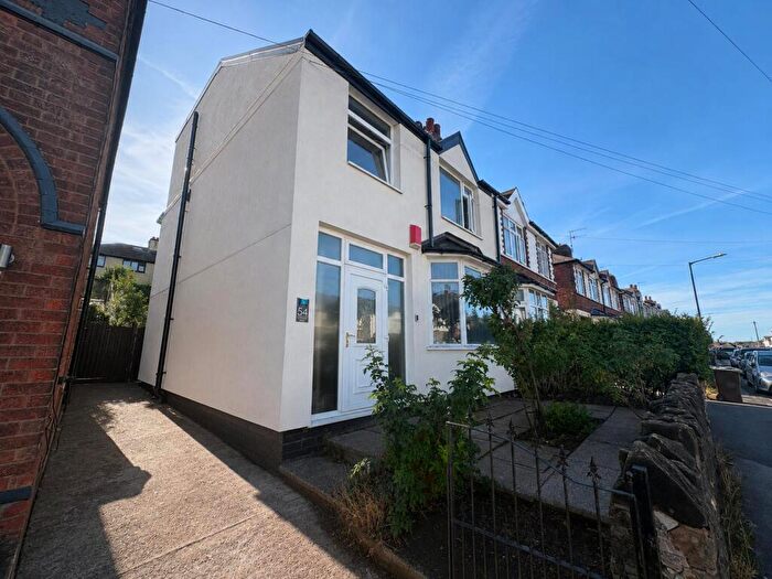 5 Bedroom House To Rent In Chadwick Road, NG7