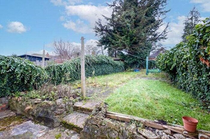 3 Bedroom Terraced House To Rent In Langham Road, Edgware, Middlesex, HA8