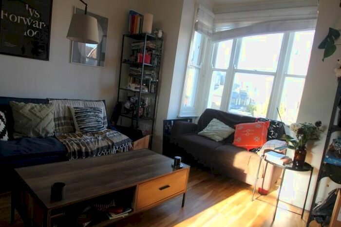 2 Bedroom Flat To Rent In Conewood Street, Highbury And Islington, N5