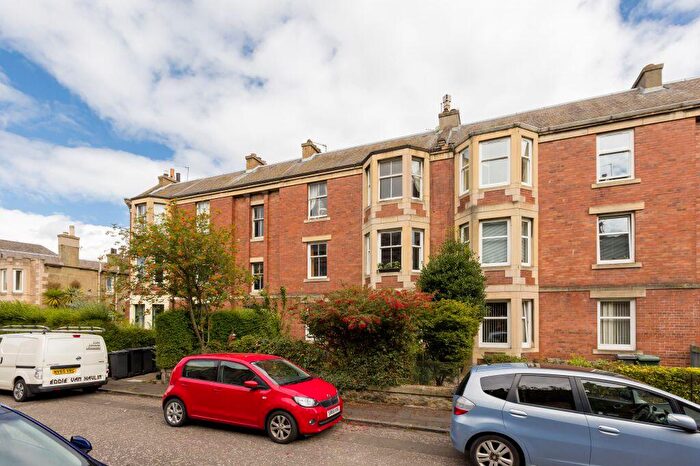2 Bedroom Flat For Sale In / Windsor Place, Portobello, EH15