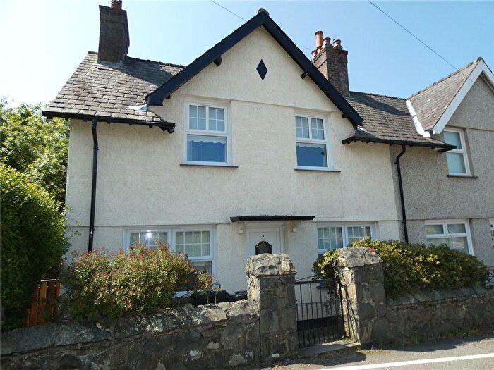 3 Bedroom Semi-Detached House For Sale In Valley Road, Llanfairfechan, Conwy, LL33