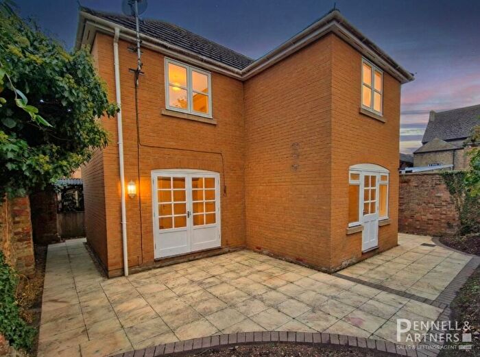 3 Bedroom Detached House For Sale In Market Street, Whittlesey, Peterborough, PE7