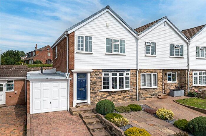 3 Bedroom House For Sale In Kelcliffe Grove, Guiseley, Leeds, LS20