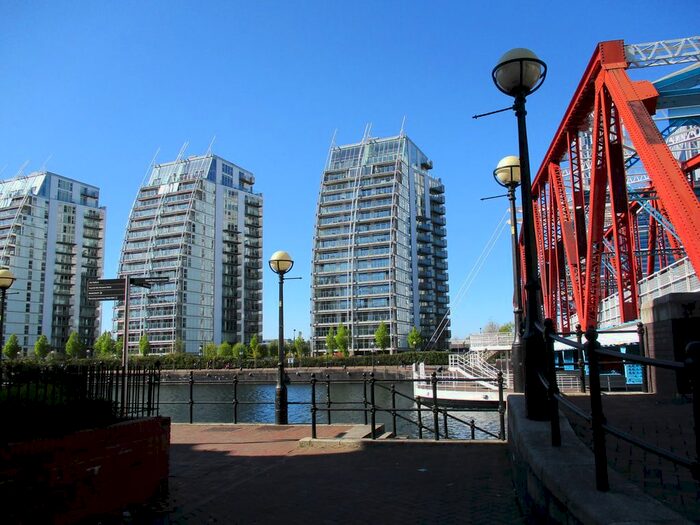 2 Bedroom Flat To Rent In The Quays, Salford, M50