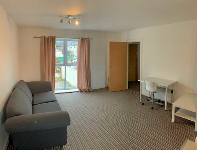 2 Bedroom Duplex To Rent In Richmond Road, Cardiff(City), CF24