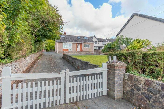 4 Bedroom Detached House For Sale In Pentre Berw, Gaerwen, LL60