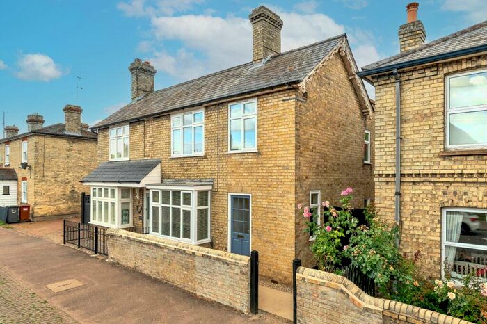 3 Bedroom Semi-Detached House To Rent In Melbourn Road, Royston, SG8