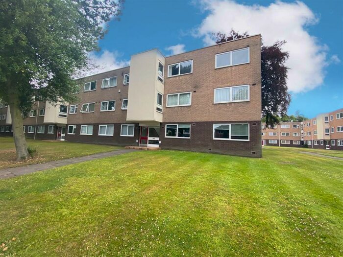 2 Bedroom Flat To Rent In Cloverley, Sale, M33