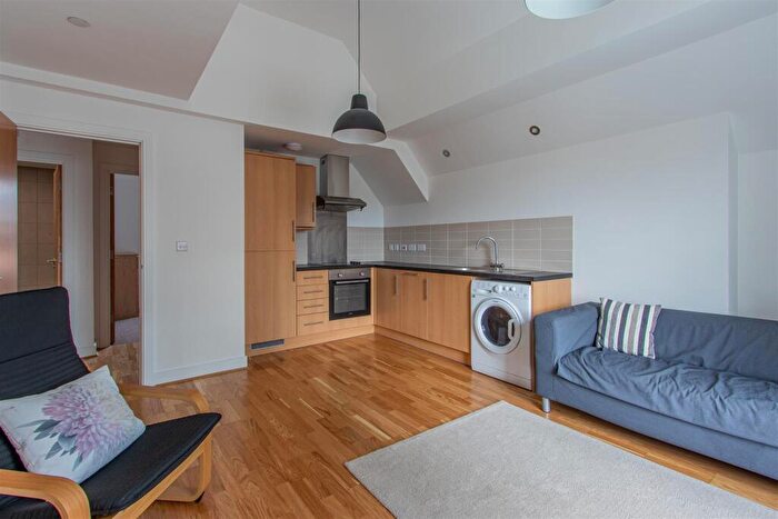 2 Bedroom Flat To Rent In Churchill Way, City Centre, CF10